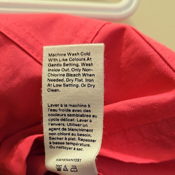 Hudson’s Bay North Bright Pink Women's Cargo Shorts Size Large - Picture 4 of 4